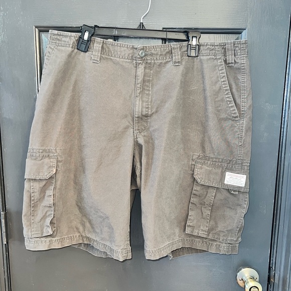 Eddie Bauer Other - Eddie Bauer Men's Army Green Cargo Shorts